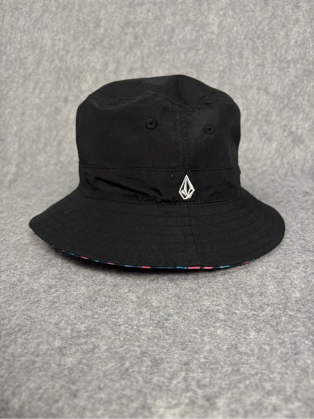 Volcom Reversible Black Pink Blue Y2K Bucket Hat